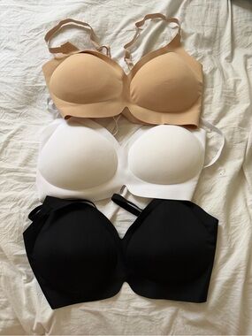 Molded Wireless Bra - Nude, White & Black